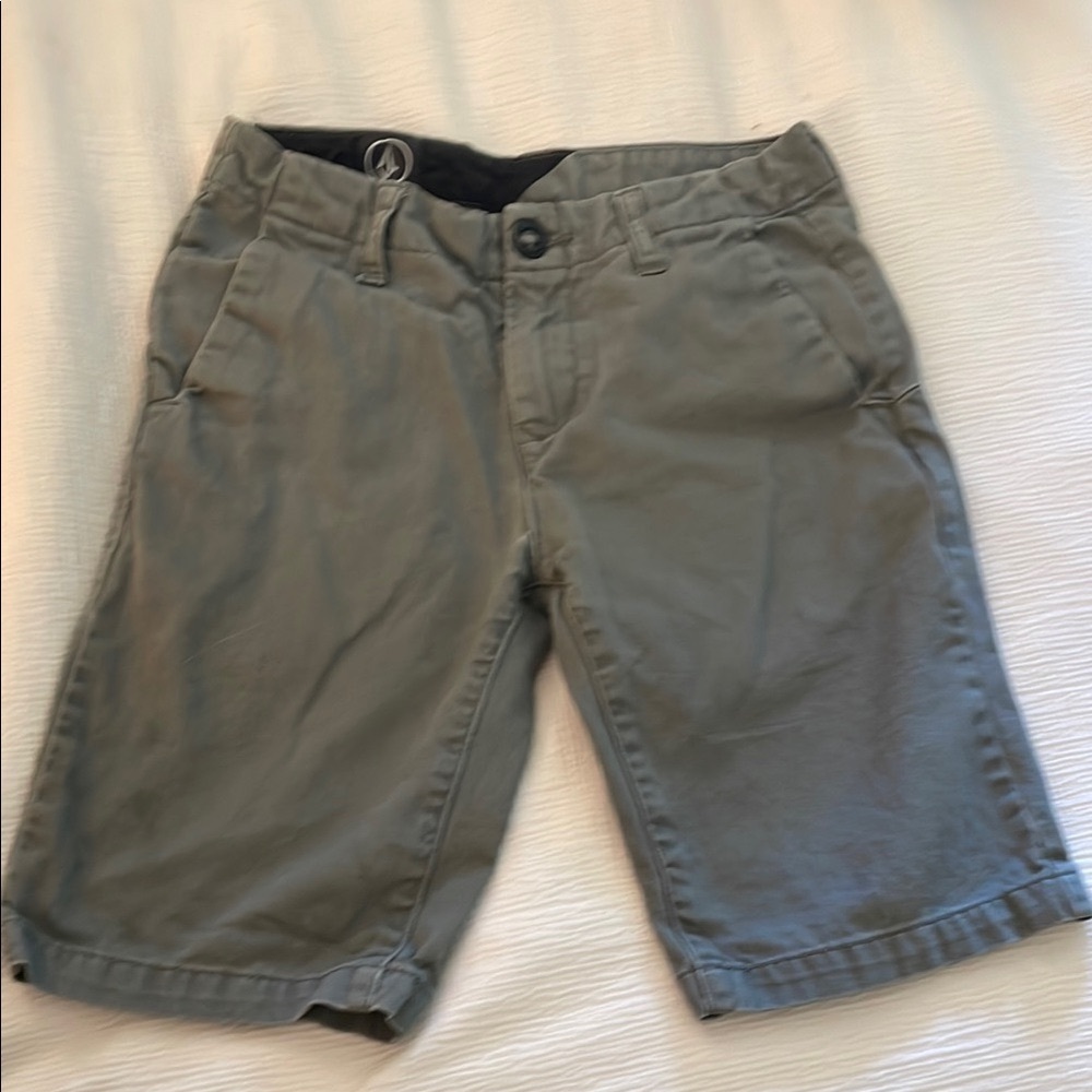 Volcom Gray Shorts for Casual Wear
